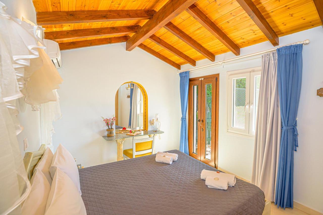 Elena'S Seaside Apartments & Studios Agios Gordios  Ngoại thất bức ảnh