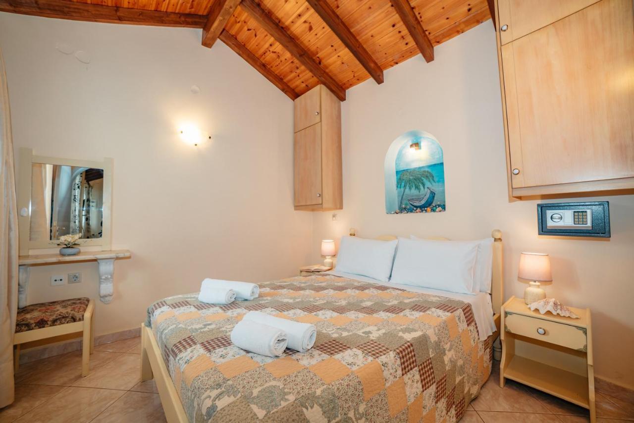 Elena'S Seaside Apartments & Studios Agios Gordios  Ngoại thất bức ảnh