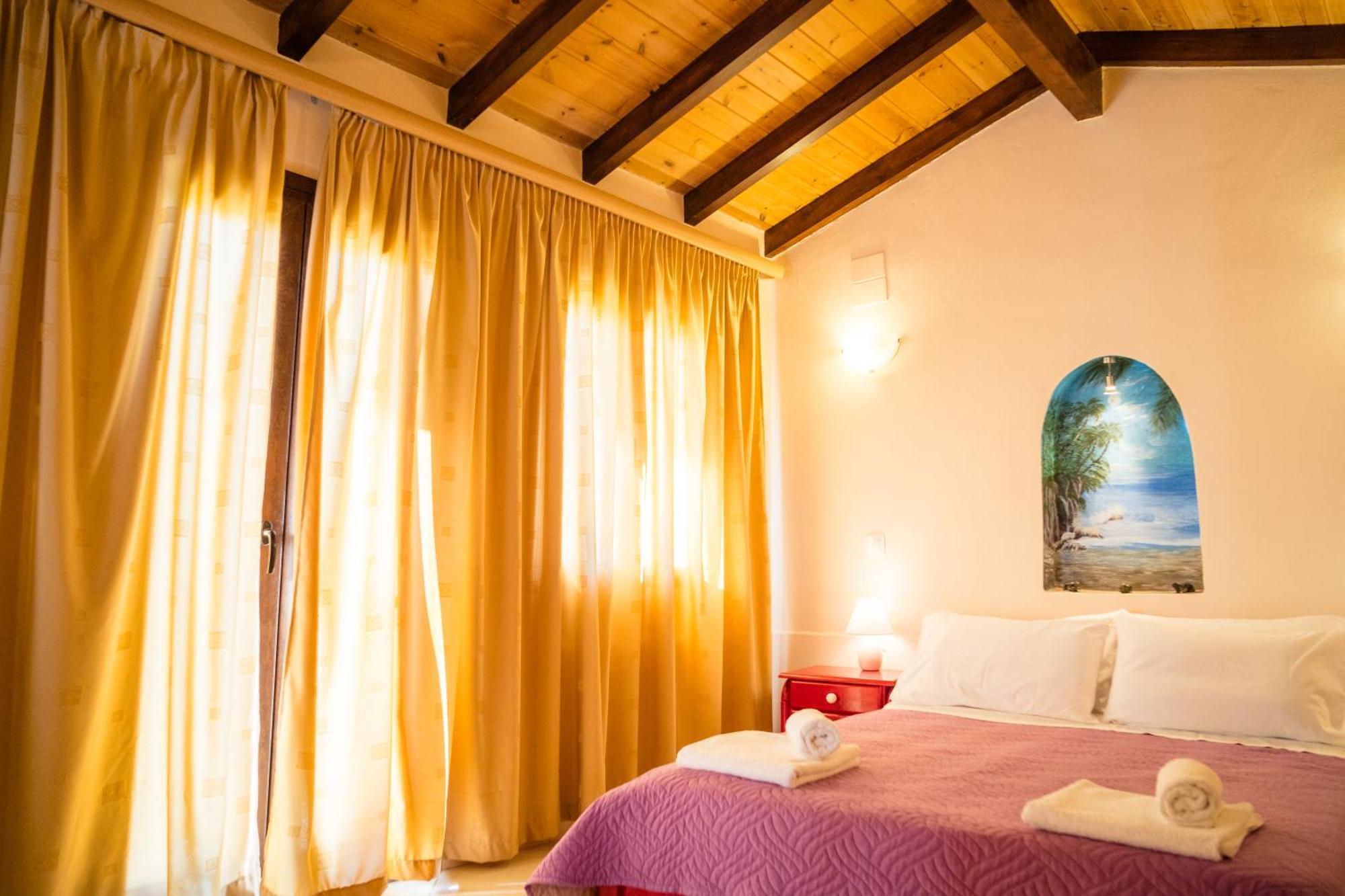 Elena'S Seaside Apartments & Studios Agios Gordios  Ngoại thất bức ảnh