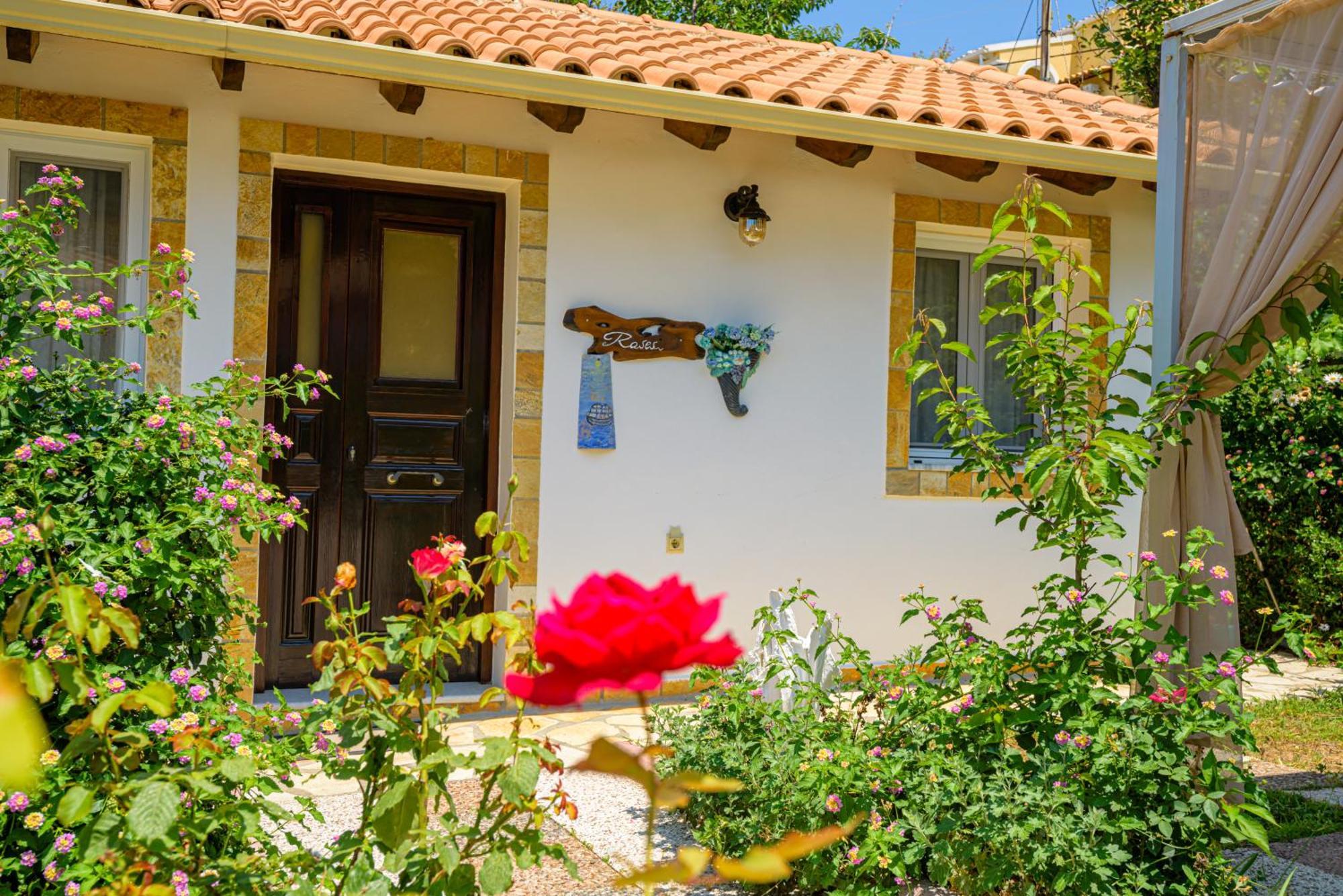 Elena'S Seaside Apartments & Studios Agios Gordios  Ngoại thất bức ảnh