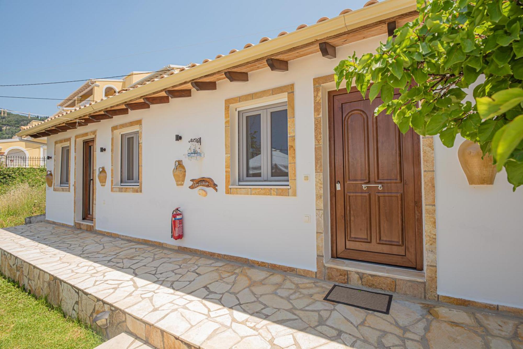 Elena'S Seaside Apartments & Studios Agios Gordios  Ngoại thất bức ảnh
