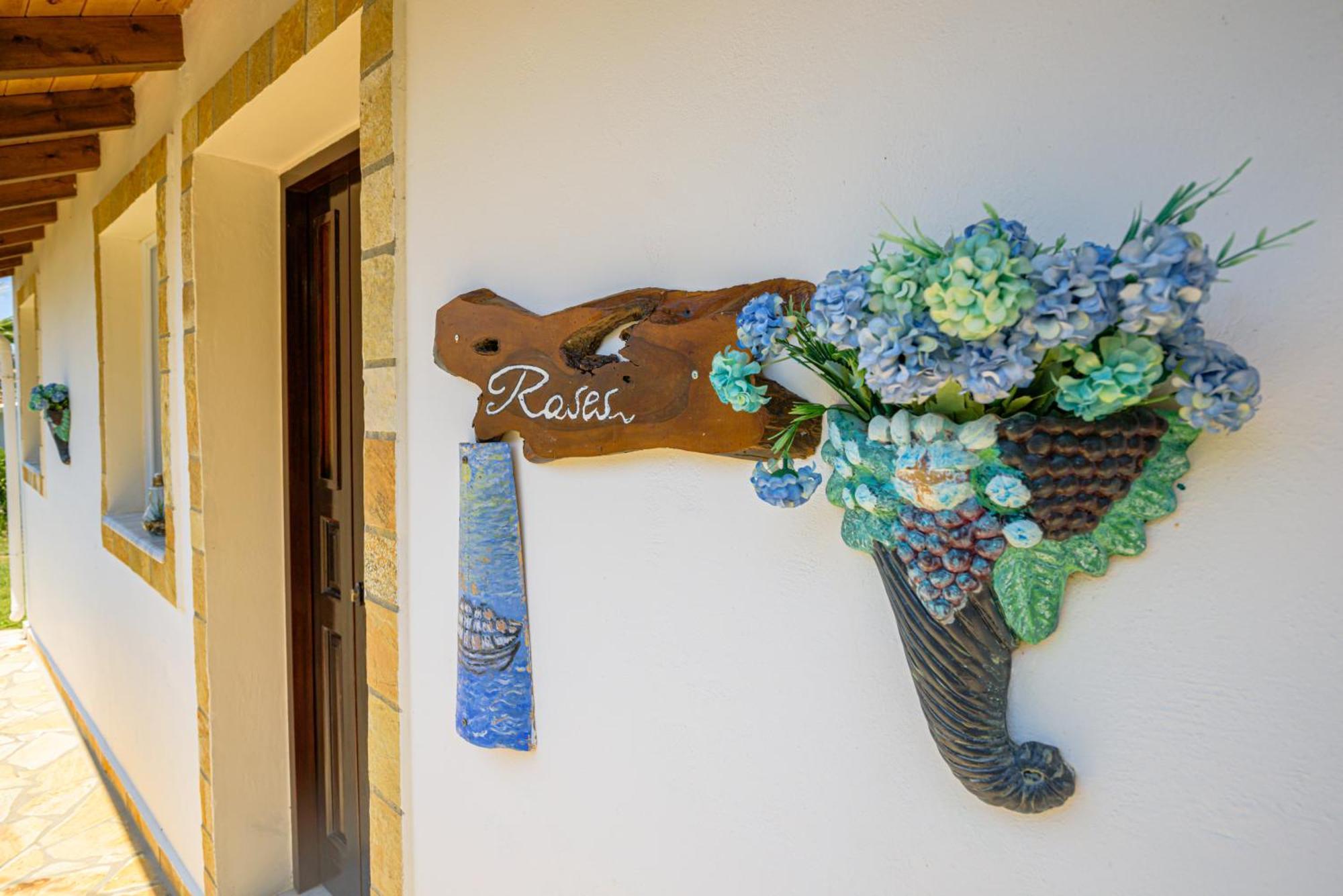 Elena'S Seaside Apartments & Studios Agios Gordios  Ngoại thất bức ảnh