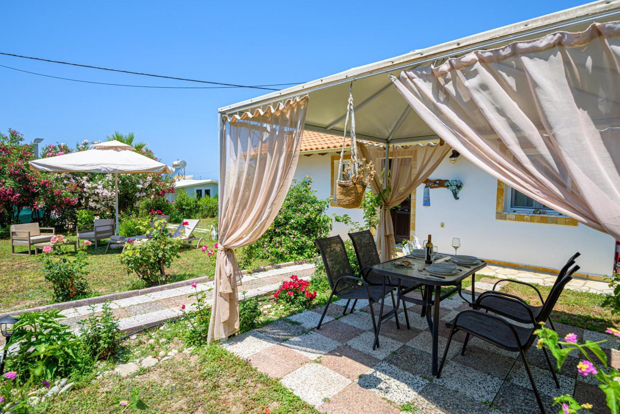 Elena'S Seaside Apartments & Studios Agios Gordios  Ngoại thất bức ảnh
